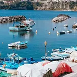 Dei Pescatori Apartahotel Procida